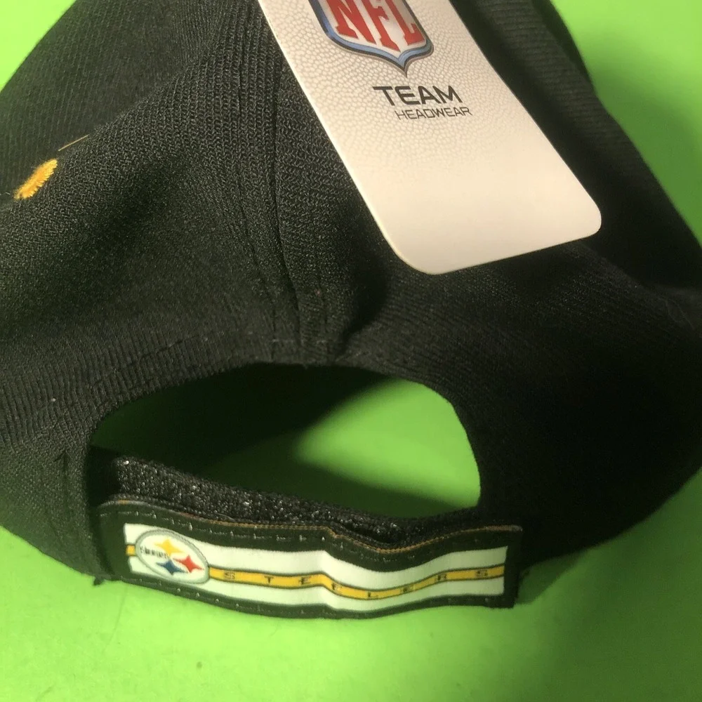 NFL Team Apparel Youth Pittsburg Steelers Adjustable Baseball Cap/Hat NEW W/TAGS